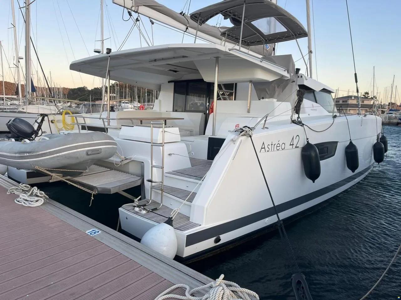 FOUNTAINE PAJOT Astréa 42